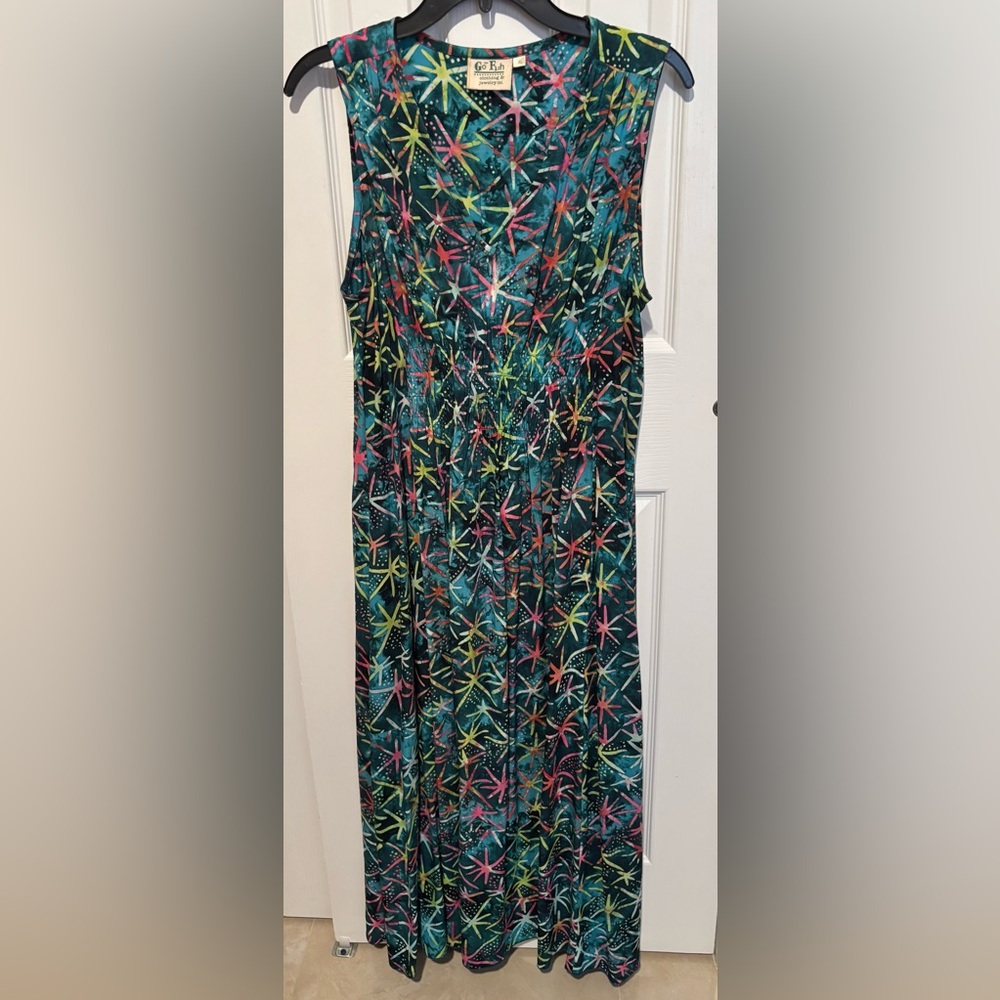 Go Fish Multicolor Starburst Pattern Women's Sleeveless Dress
